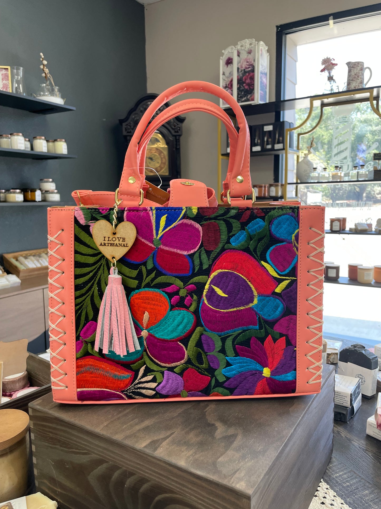 Xochitl, Crossbody Bag